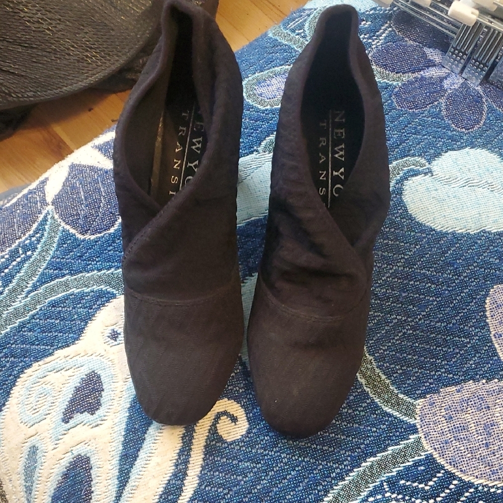 New York Transit Black Ankle Booties with Squared Toe